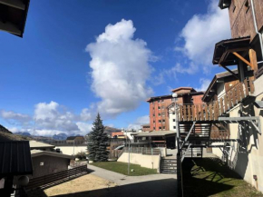 Résidence Meije - Spacieux T3 dans le village 1800 aux Deux Alpes MAE-2441